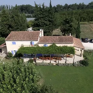 Mas Clement - Et Table D'hotes Bed & Breakfast